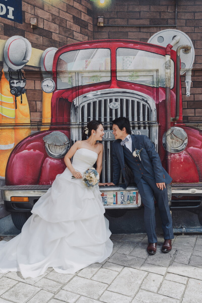 遊び心あふれる壁画で楽しむ1枚♪