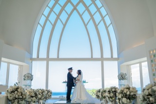 *ご新郎様の素敵な正装を着て頂いて、リゾートチャペルにてフォトウエディング*