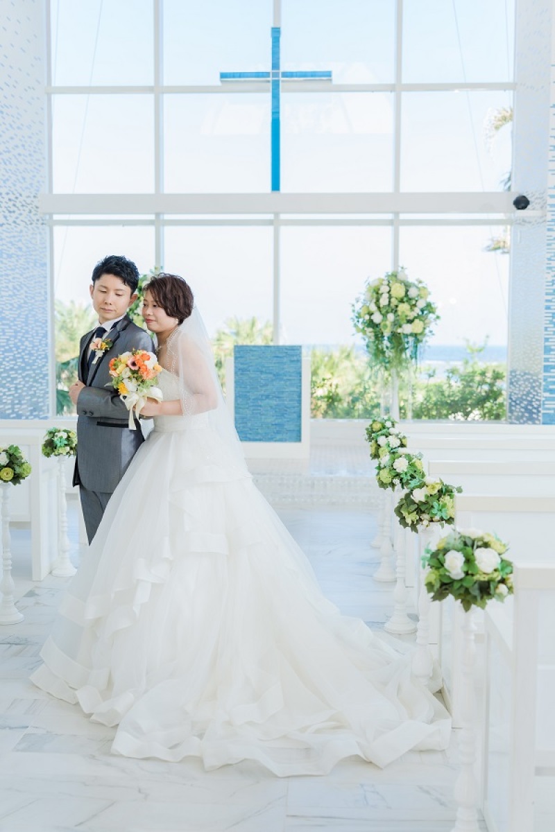 花嫁さんのドレススタイルはプリンセスラインです