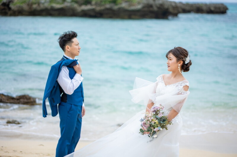 ジャケットを脱いで