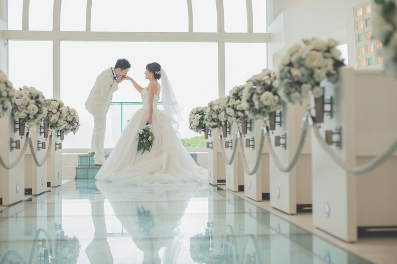 手にウエディングキスしちゃいました~♡