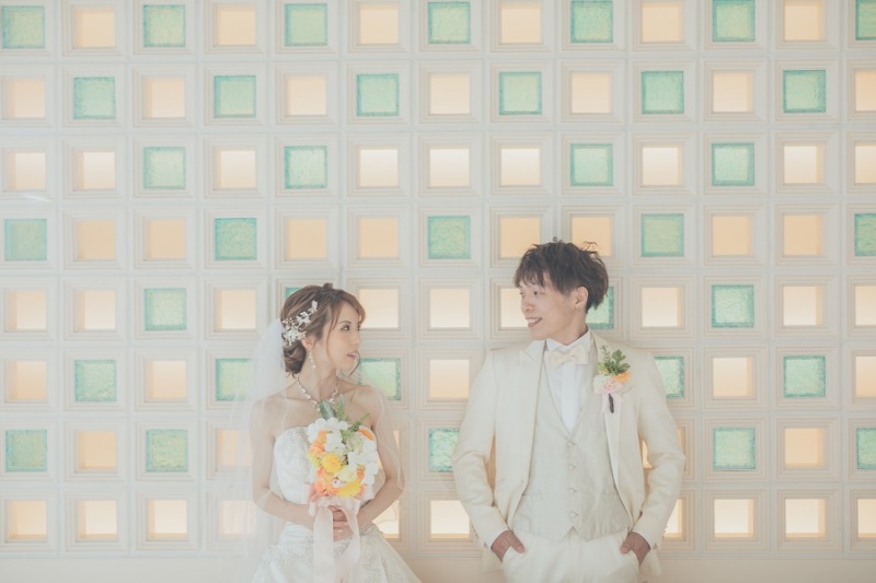 チャペル両サイドの壁を使って♪