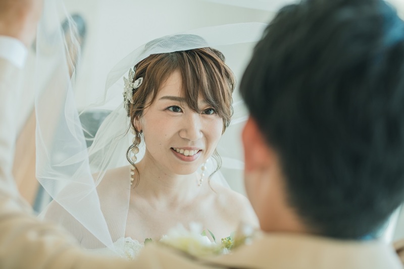 ベールUPしたご新婦様を撮りました!