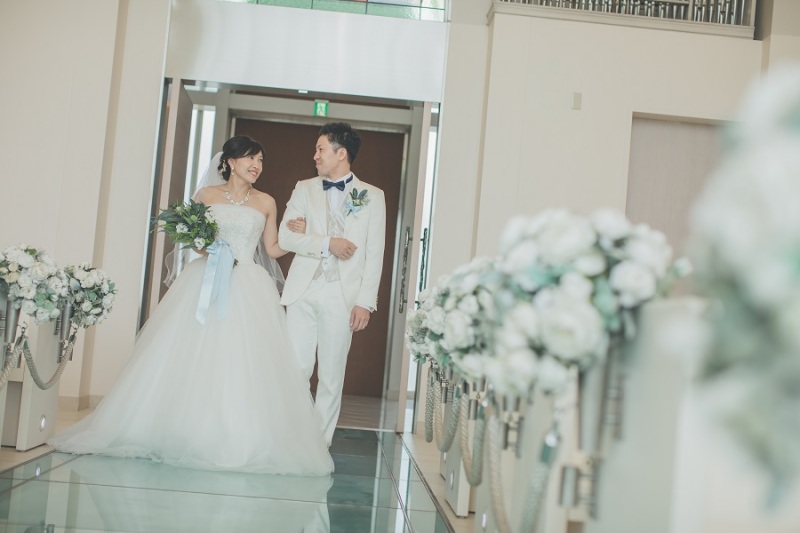 最初の撮影はバージンロードを歩きます…♡