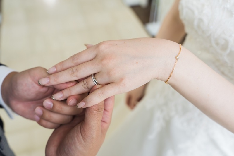 大切な結婚指輪を撮影中です♪