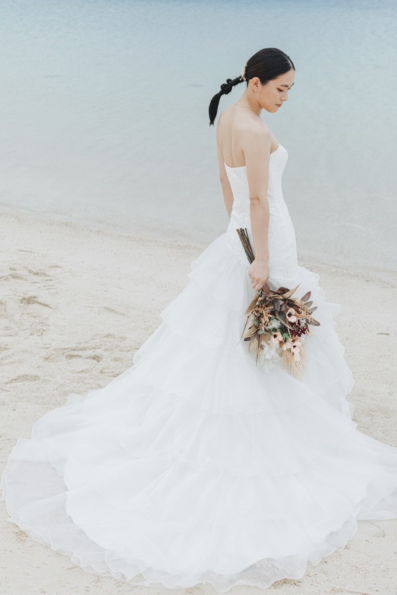 花嫁さんのお1人ショット♡