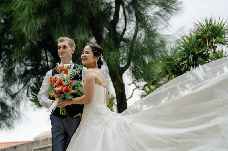 ドレスはらり~~~