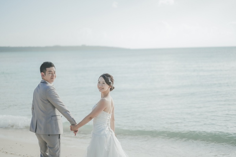 手をつないだショット☆