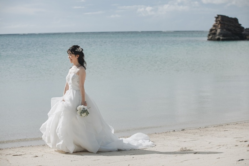 ビーチを散歩しているショットを撮りました~!