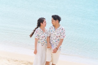 お揃いのお洋服でのビーチ撮影♡♡