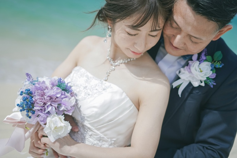 後ろからギュッとハグしちゃいました♡