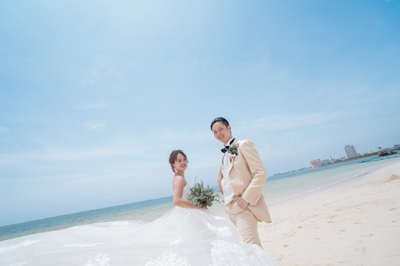 ドレスをなびかせて壮大な空を☆彡