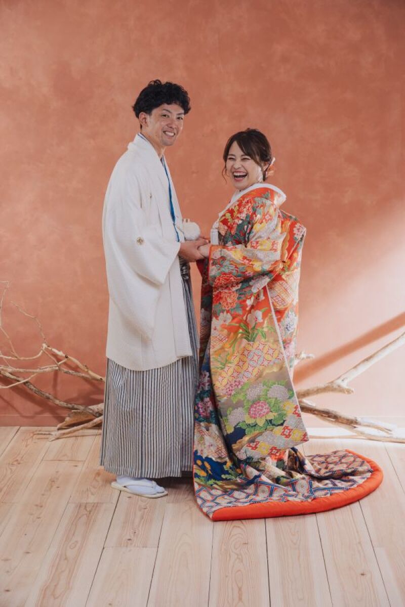 手を取り合って♡