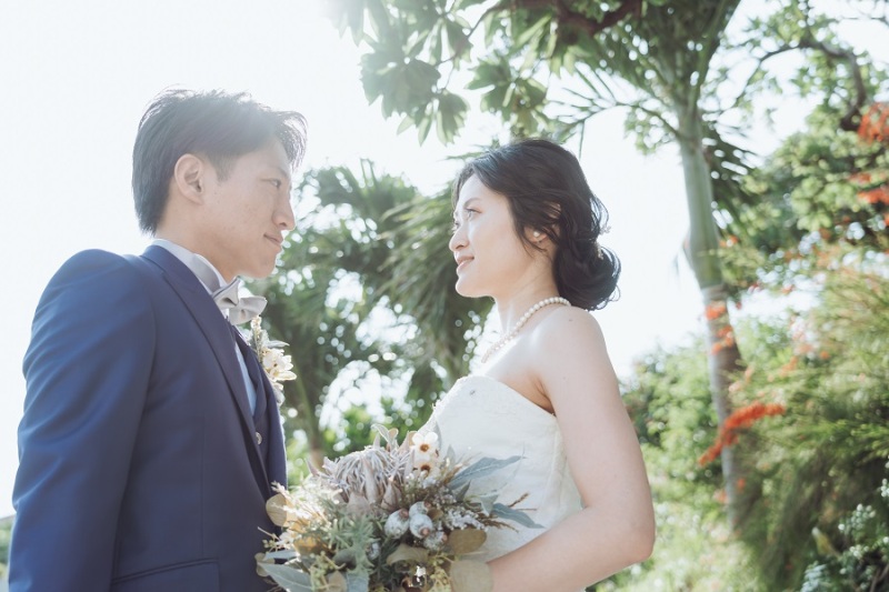 *太陽光を浴びながらお2人を輝かせながらも…更に優しい雰囲気を撮影中です~♡*