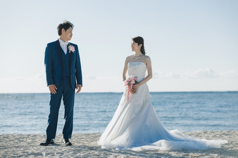 新婦様はピンク色ブーケ×ハーフUP