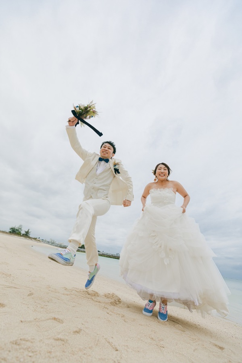 お揃いのスニーカーを履いてみました♪