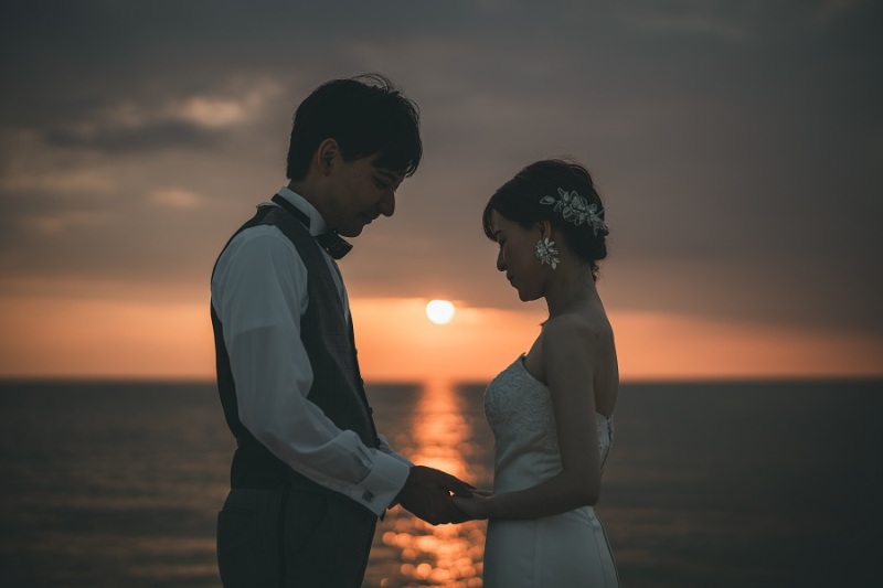 夕陽を真ん中に入れて撮ってみました~!!