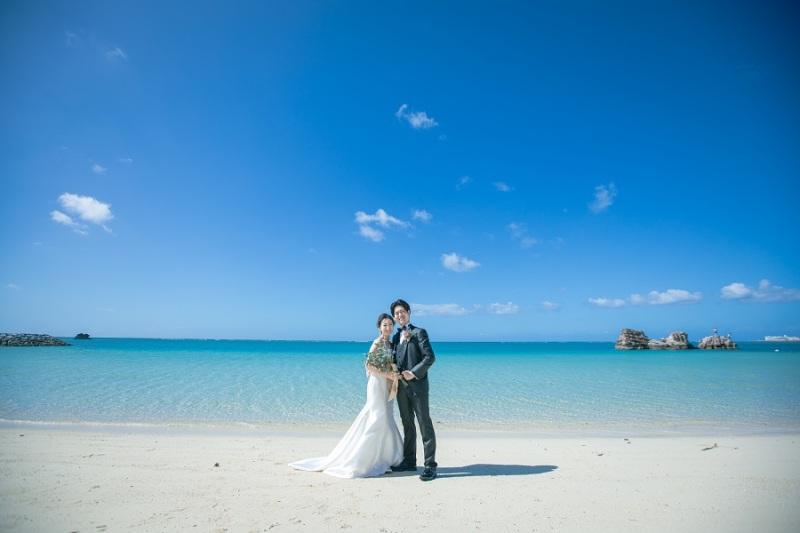 快晴の中、ウエディングフォト撮ってます~♪