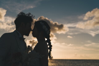 《day＆sunsetbeachフォトプラン》ロマンティックな瞬間