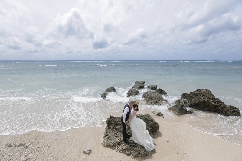 波打ち際にて撮影中♪
