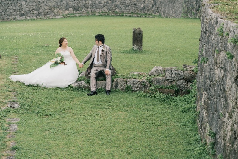 お話しながら腰かけて♬仲良くおしゃべりしながら♡