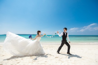 【宮古島】チャペル＆ビーチフォト