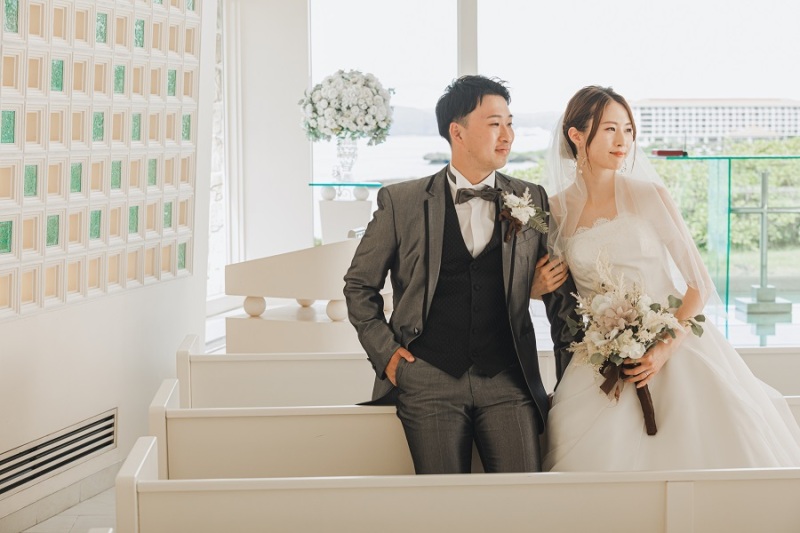 遠くを見つめるお二人♡