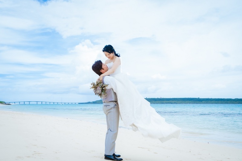 新婦様を立て抱っこ♡