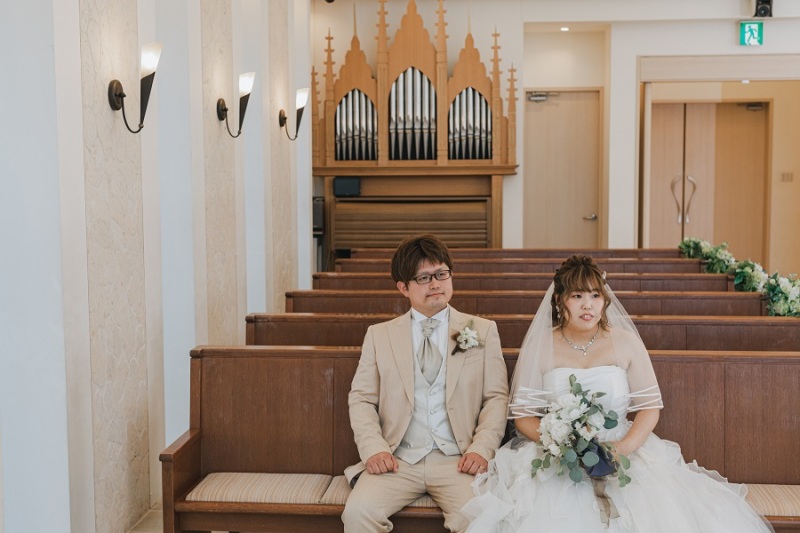 チャペルの椅子に座ってみました♪