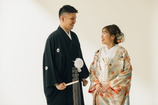 ご披露宴を控えたお2人～～♡前撮り用でパシャリ♡