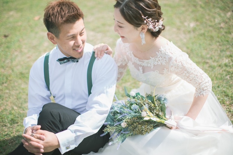 芝生の上でのショット♡