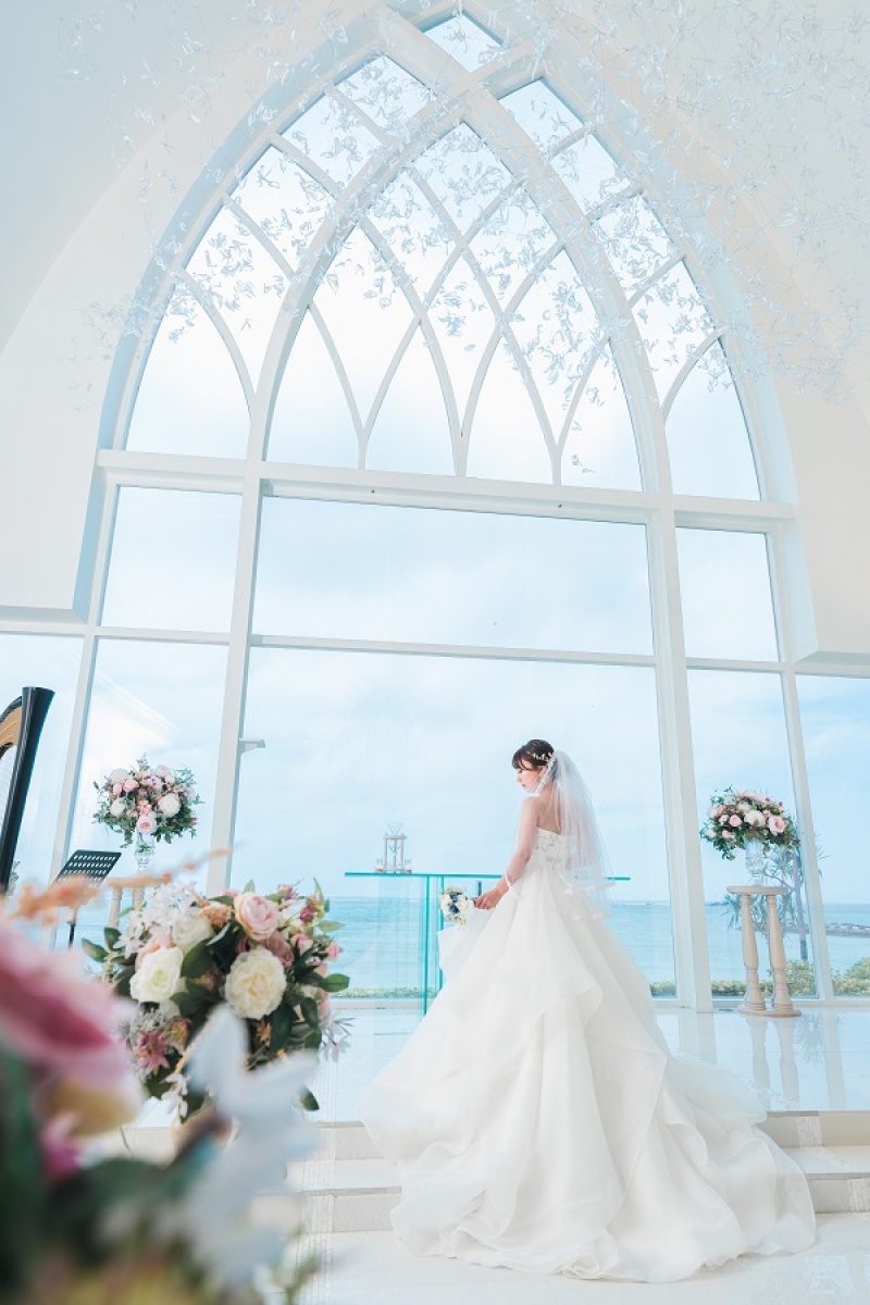 チャペルであこがれの新婦様のソロショットを♡♡