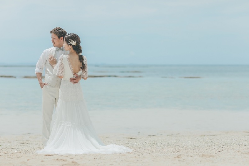 ご新婦様の背中がセクシー☆