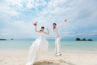 沖縄の海とチャペルを満喫♬