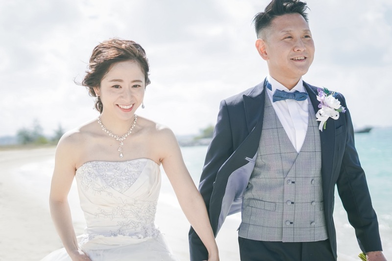 手を繋いで、お散歩中です~♪