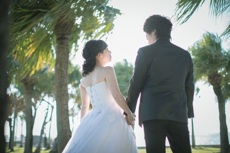 最初はビーチ前のガーデンにて撮影中☆