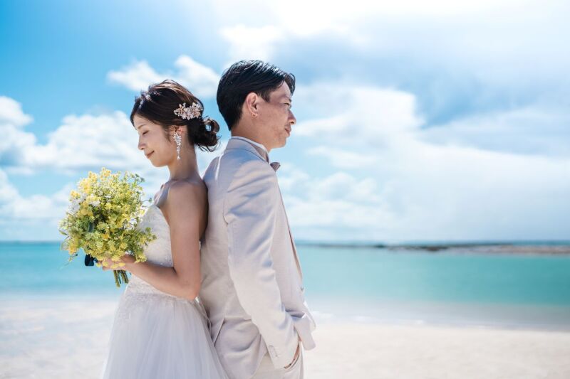 支え合うお背中