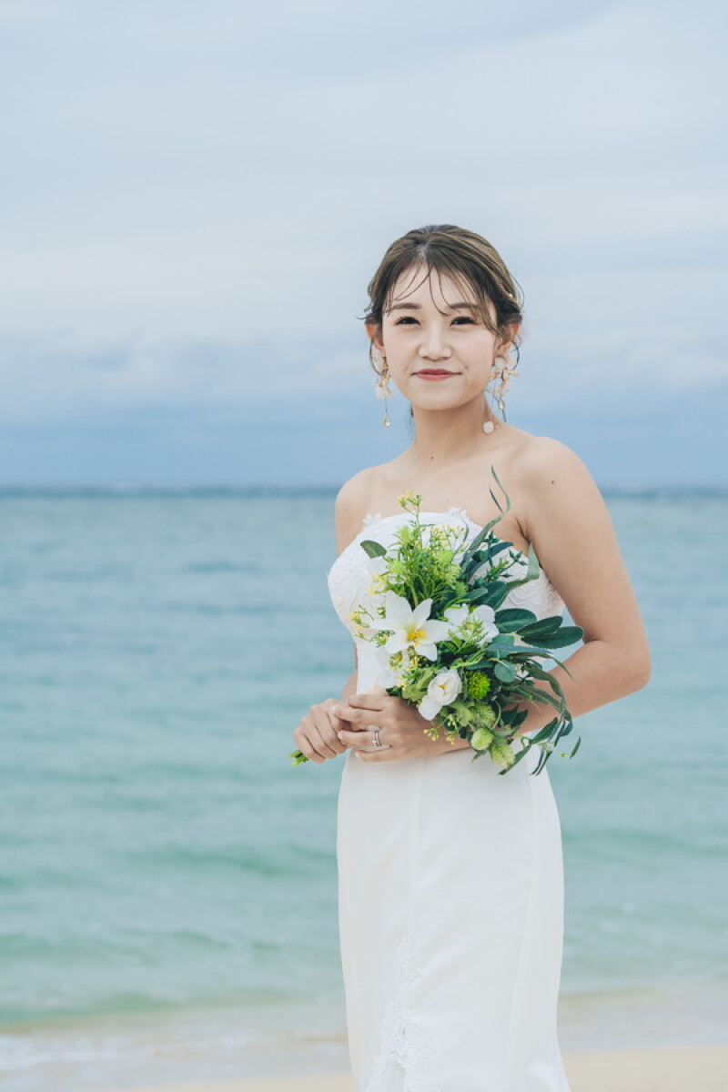 輝く笑顔の新婦様ソロショット♡