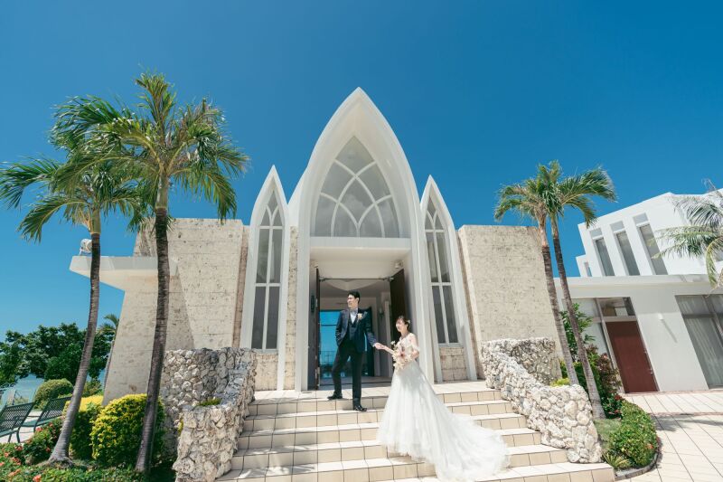 チャペルの入り口で♡