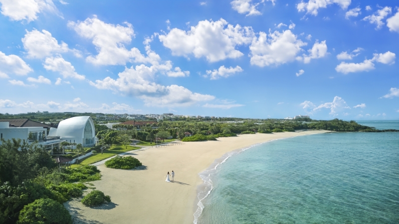 プロのヘアメイク+カメラマンが担当する本格フォト!