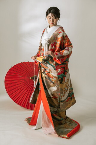 洋装から和装へグレードアップ(新婦)