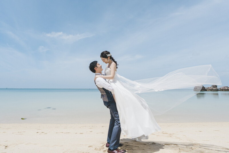 CREATIVE STUDIO by ワタベウェディング_海で撮影できる