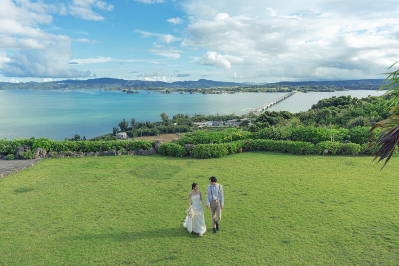 ☆新掲載☆古宇利島チャペル&ビーチフォトツアー♡プライベートガーデン撮影も可能!無料で選べるドレス60着!コミコミ100カット