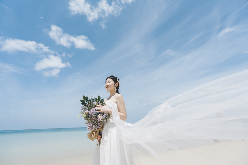 【ソロウェディングフォト】推し活も♡プロのメイク&撮影で最高のご褒美体験を|チャペル+ガーデン+ビーチ50カット