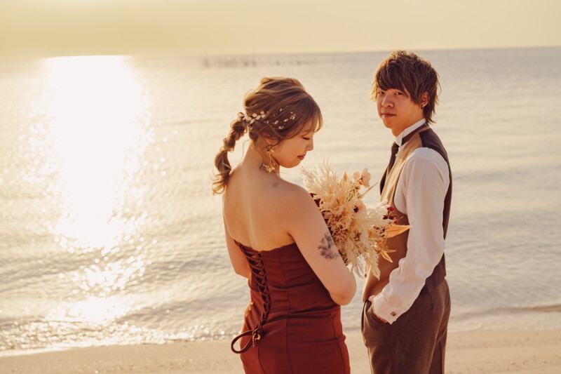 【ドレス2着付】3月4月撮影≪2月成約限定≫【選べるロケーション＋ビーチフォトツアー100カット】148,500&rArr;&yen;99,000