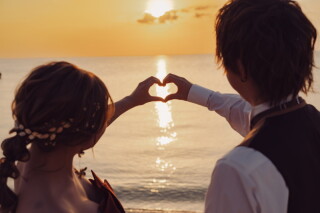 【選べるロケーション＋ビーチフォトツアー！】｜無料で選べるドレス60着タキシード35着｜カラードレスＯＫ！◎コミコミ150カット