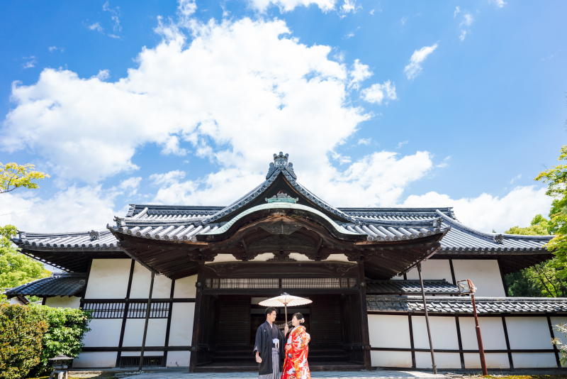 青空の隋心院 撮影日 21年5月3日 随心院 京都好日 京都府でフォトウェディング探すならphotorait
