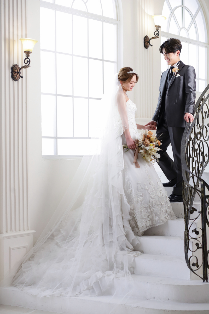 ウェディングドレスはぜひバックショットも