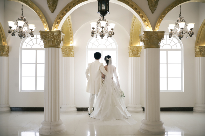 ドレスの後ろ姿ショット