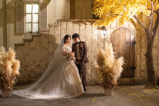 秋を感じる屋内ロケーション"スパニッシュ"